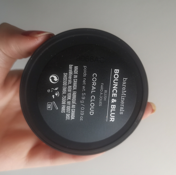 NEW Highlight blush contour kit - Picture 8 of 14